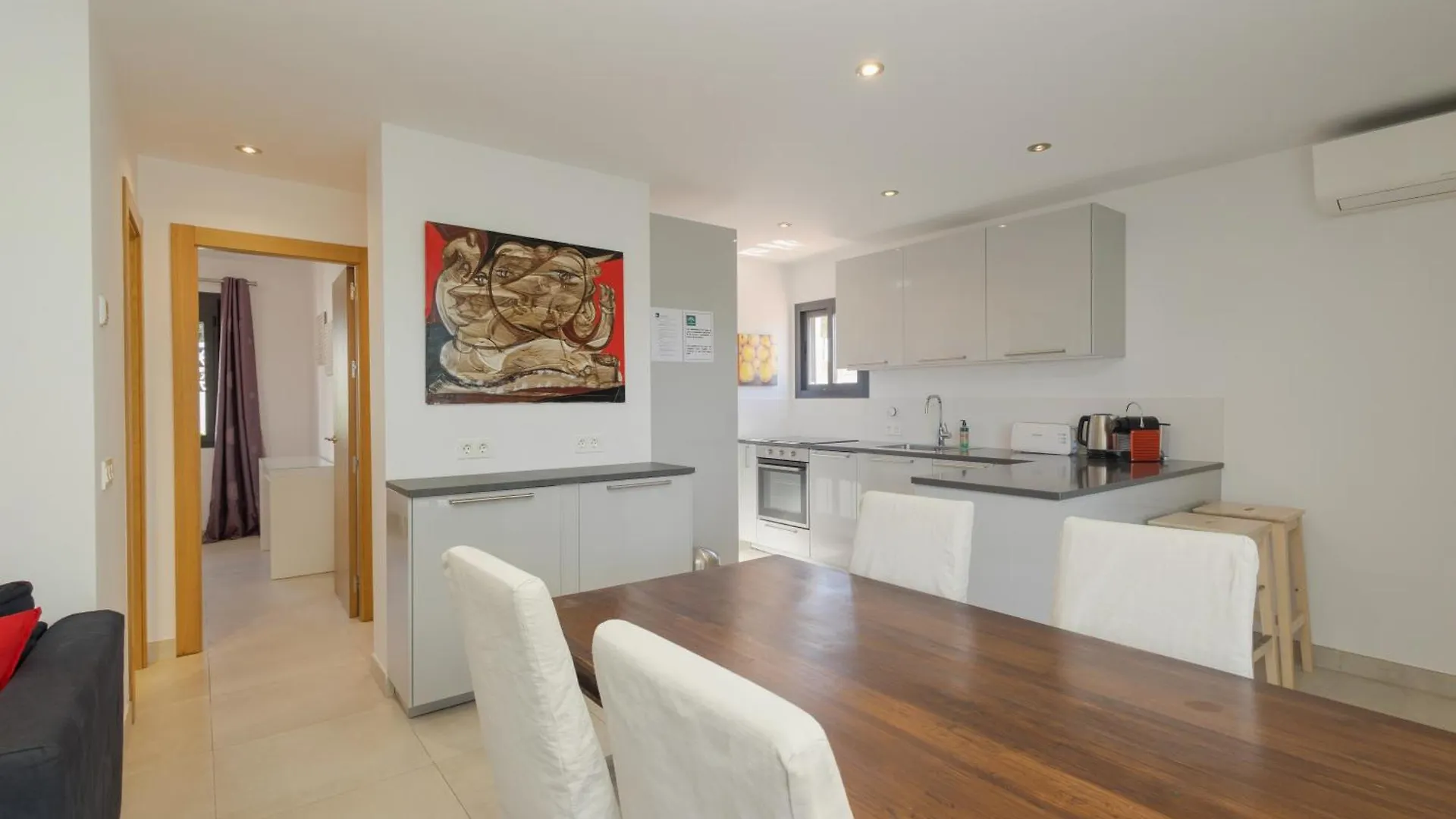 Cozy Holiday Home By The Beach In Costabella, Marbella