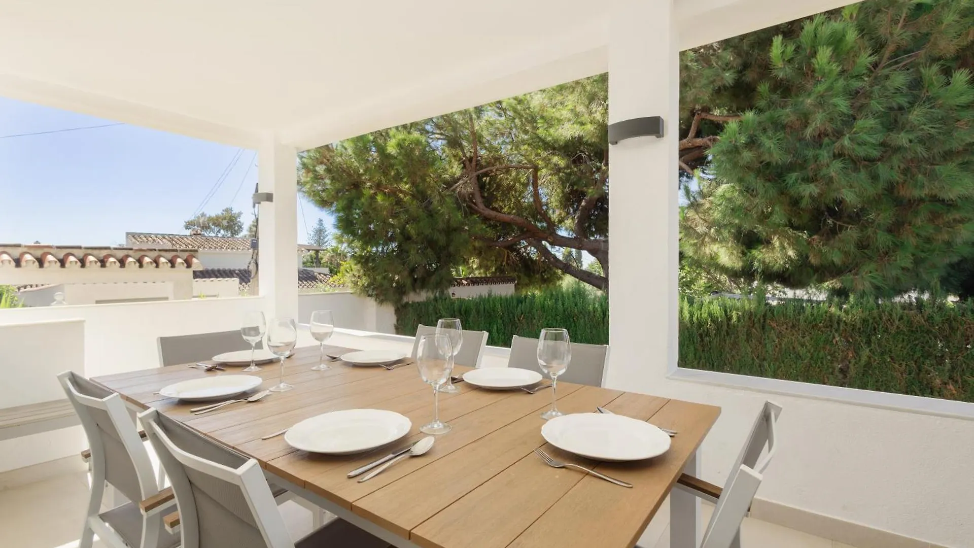 Cozy Holiday Home By The Beach In Costabella, Marbella